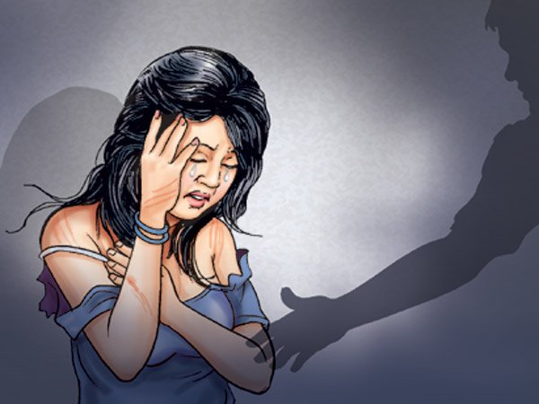 लग्नाचे आमिष दाखवून 20 वर्षीय तरुणीवर लैंगिक अत्याचार; फोटो व्हायरल करण्याची धमकी, बेंबळी पोलीस ठाण्यात गुन्हा दाखल