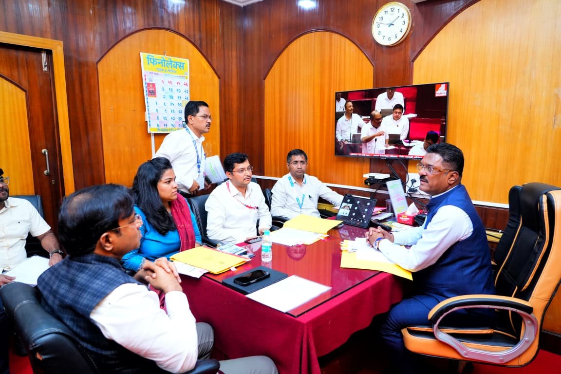 धाराशिवच्या सर्वांगीण विकासाला नवी गती; पालकमंत्री प्रताप सरनाईक यांचे मुदतबद्ध कामांचे निर्देश